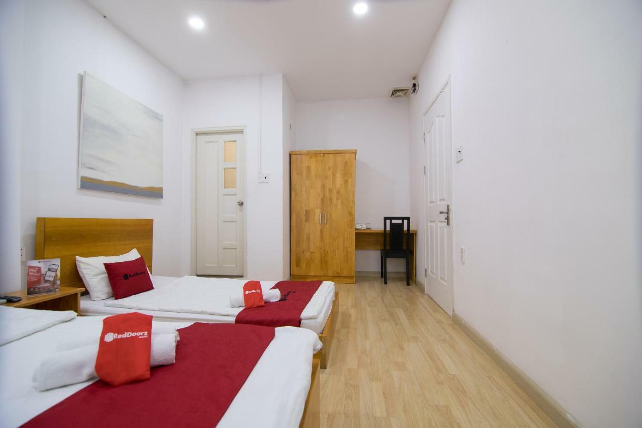 Reddoorz Near Nguyen Hue Walking Street 2 - Dorms Available Ho Chi Minh-stad Buitenkant foto