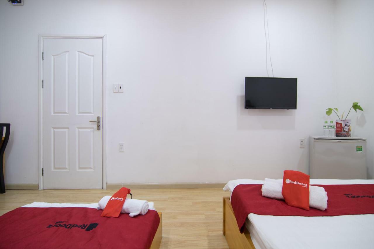 Reddoorz Near Nguyen Hue Walking Street 2 - Dorms Available Ho Chi Minh-stad Buitenkant foto