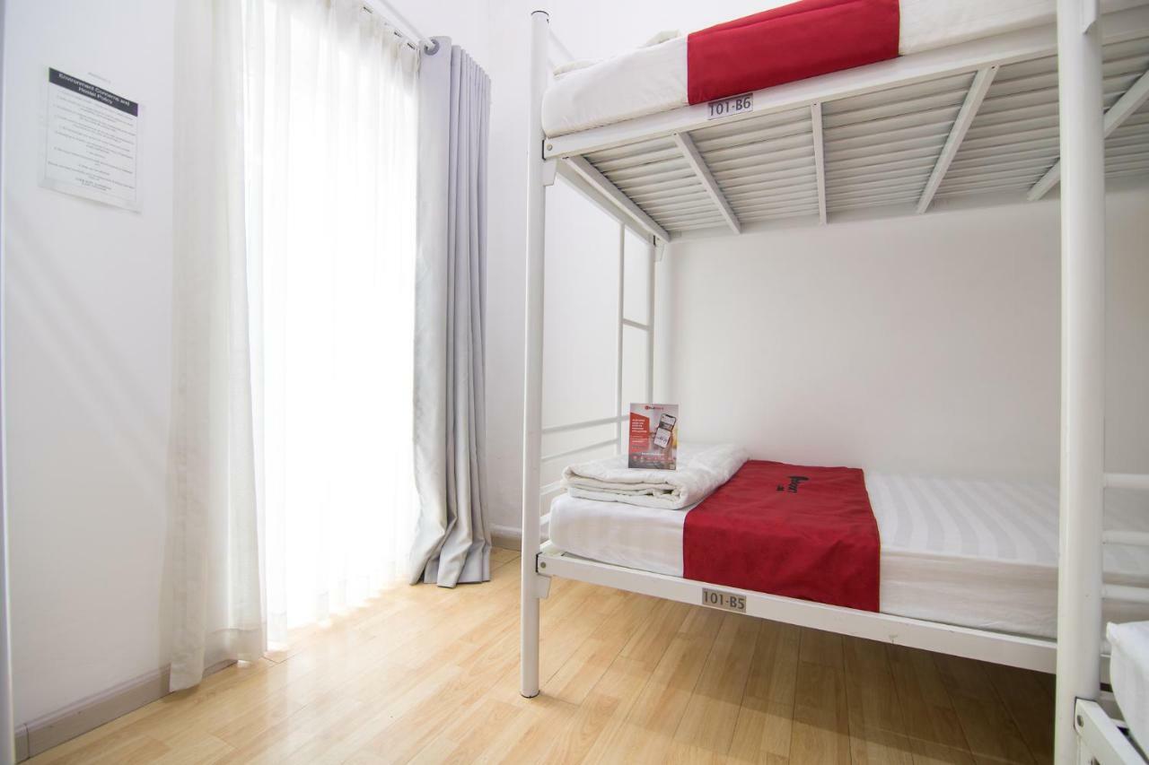 Reddoorz Near Nguyen Hue Walking Street 2 - Dorms Available Ho Chi Minh-stad Buitenkant foto