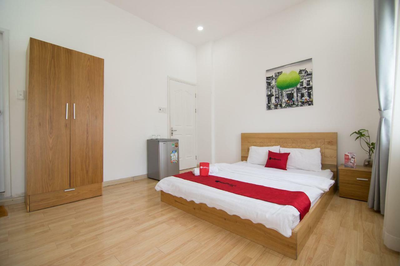 Reddoorz Near Nguyen Hue Walking Street 2 - Dorms Available Ho Chi Minh-stad Buitenkant foto